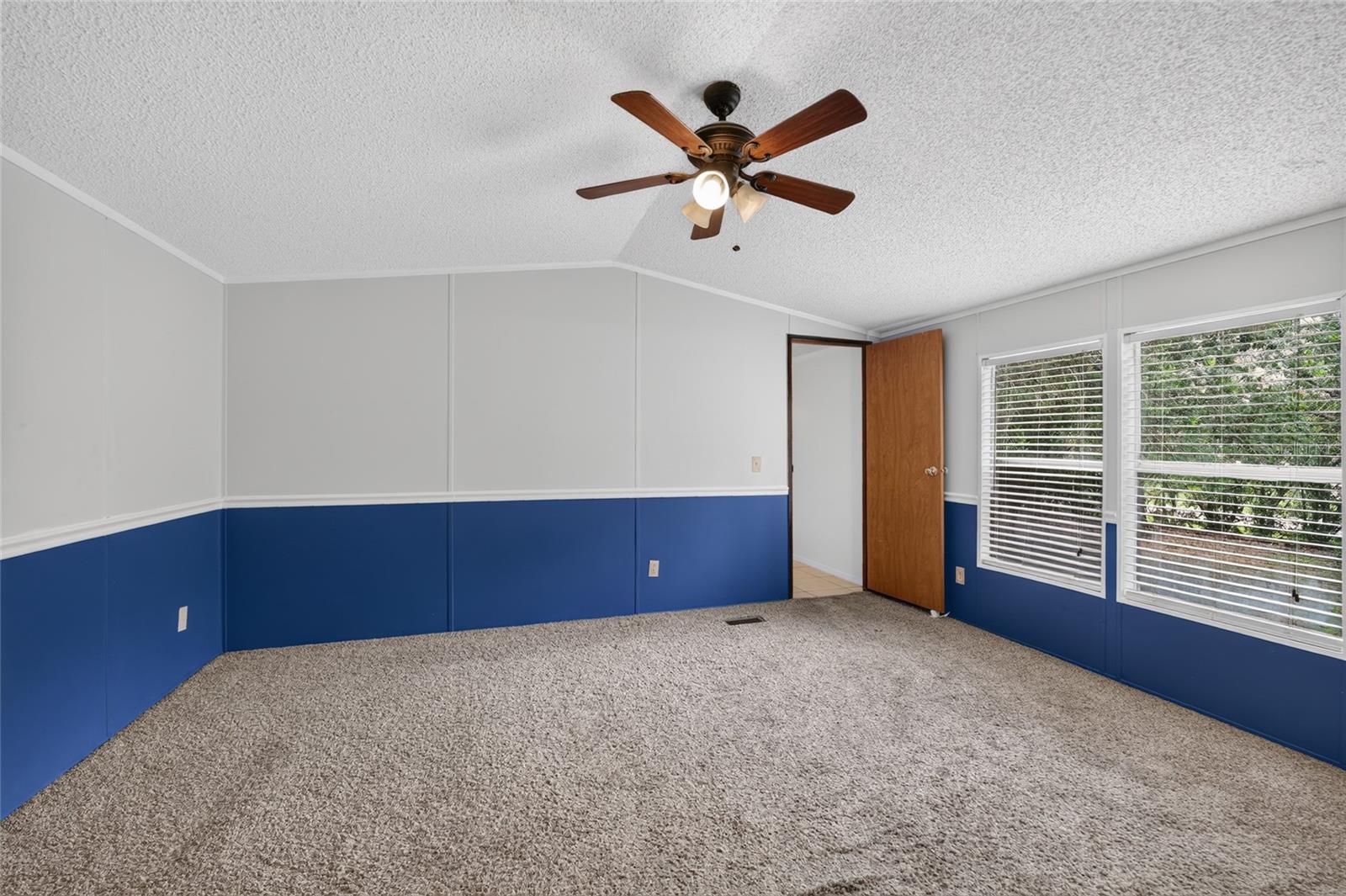 BELLEVIEW HILLS ESTATE - Residential