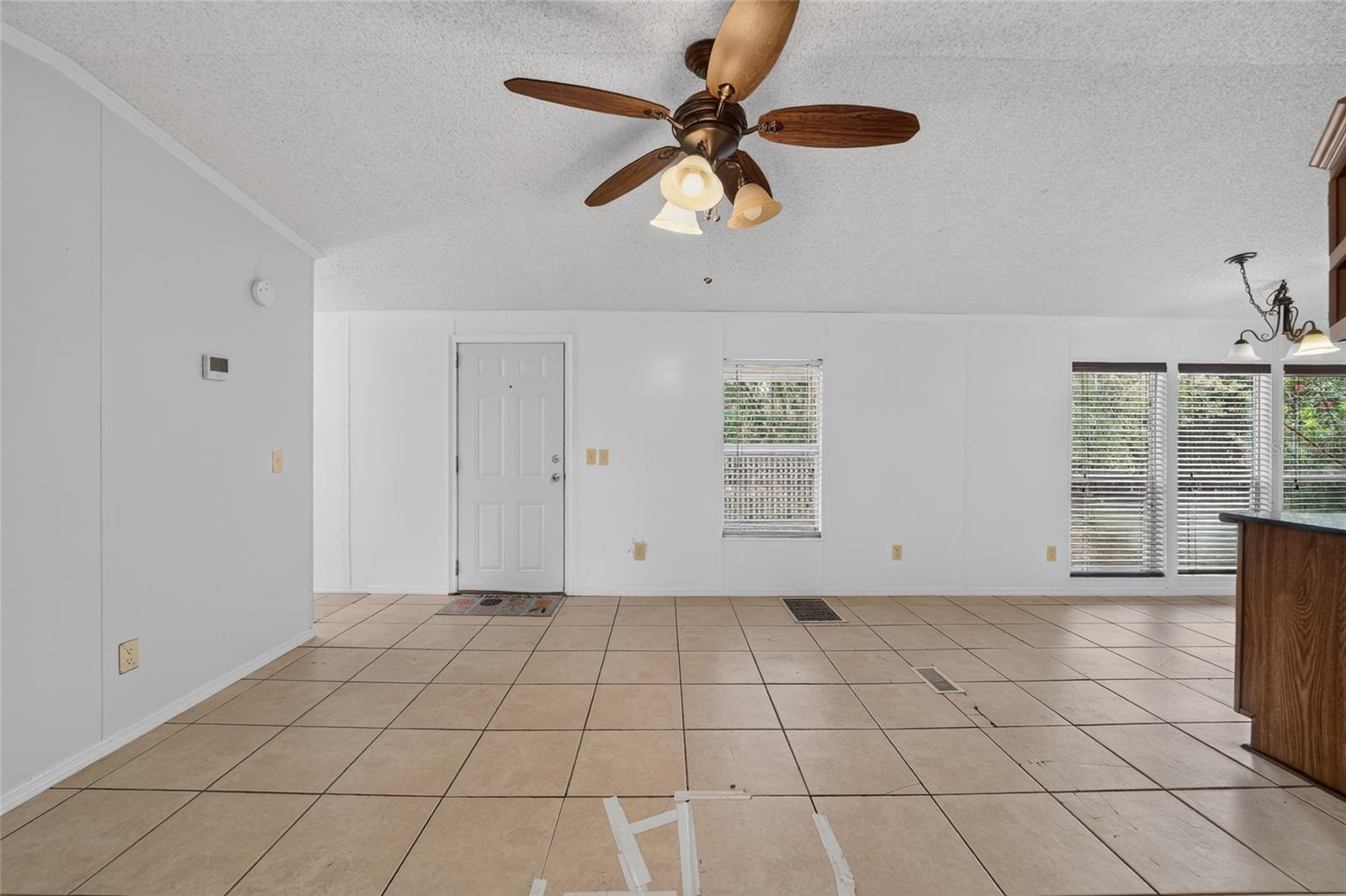 BELLEVIEW HILLS ESTATE - Residential
