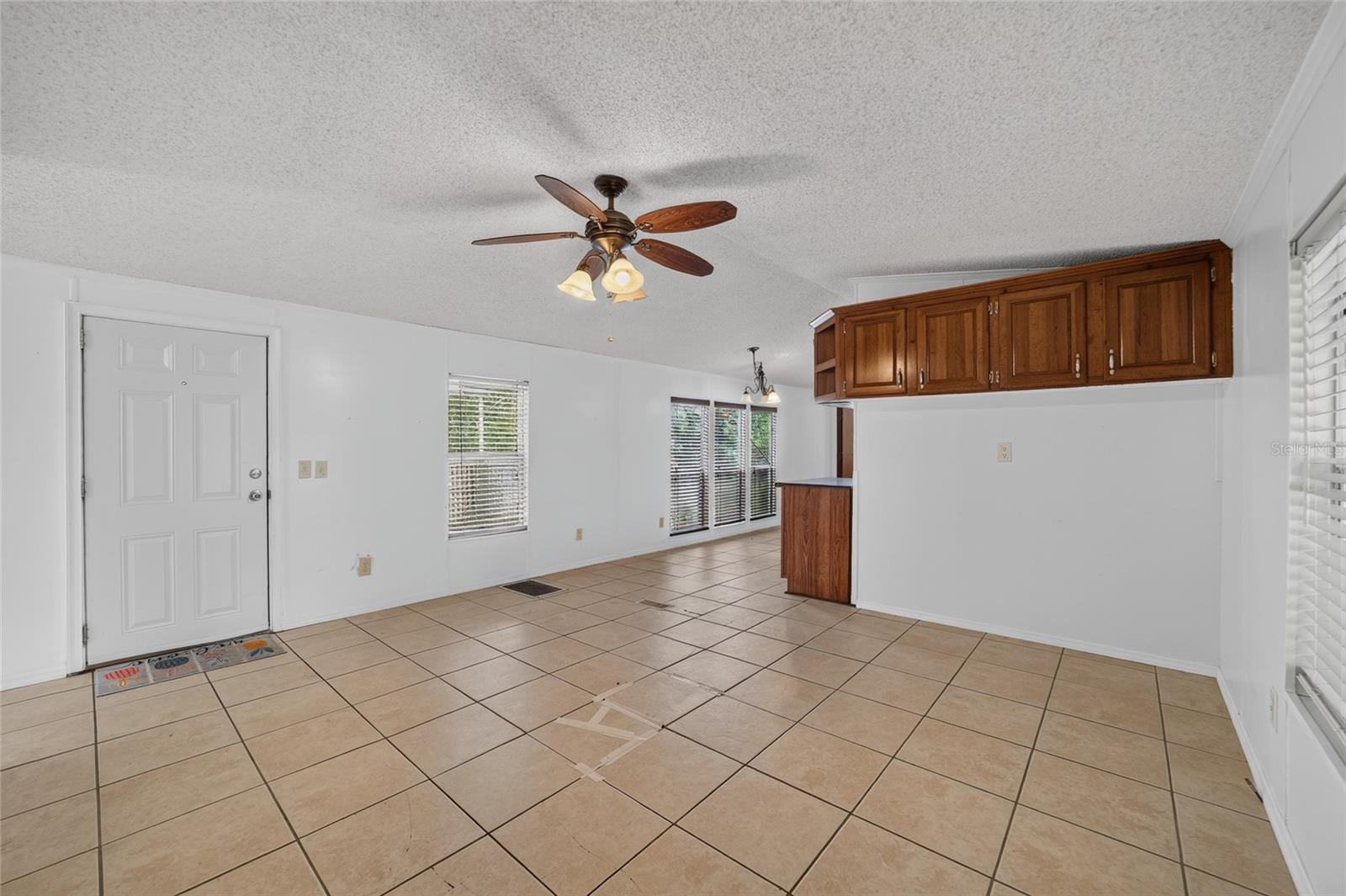 BELLEVIEW HILLS ESTATE - Residential
