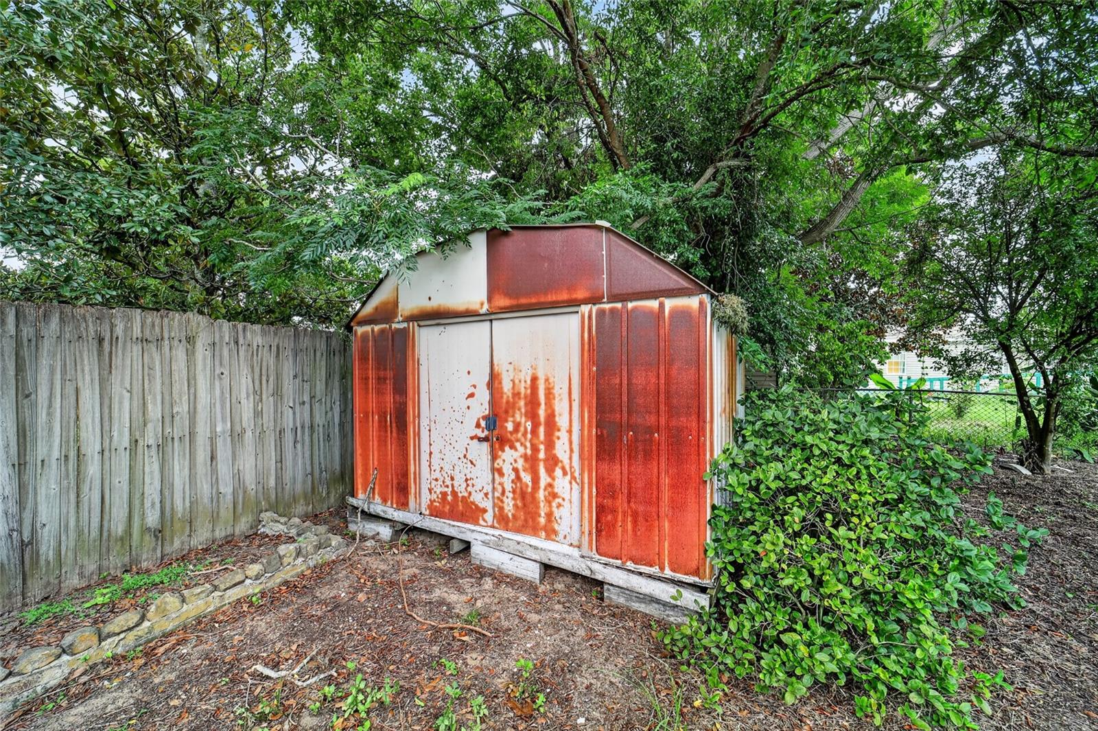 BELLEVIEW HILLS ESTATE - Residential
