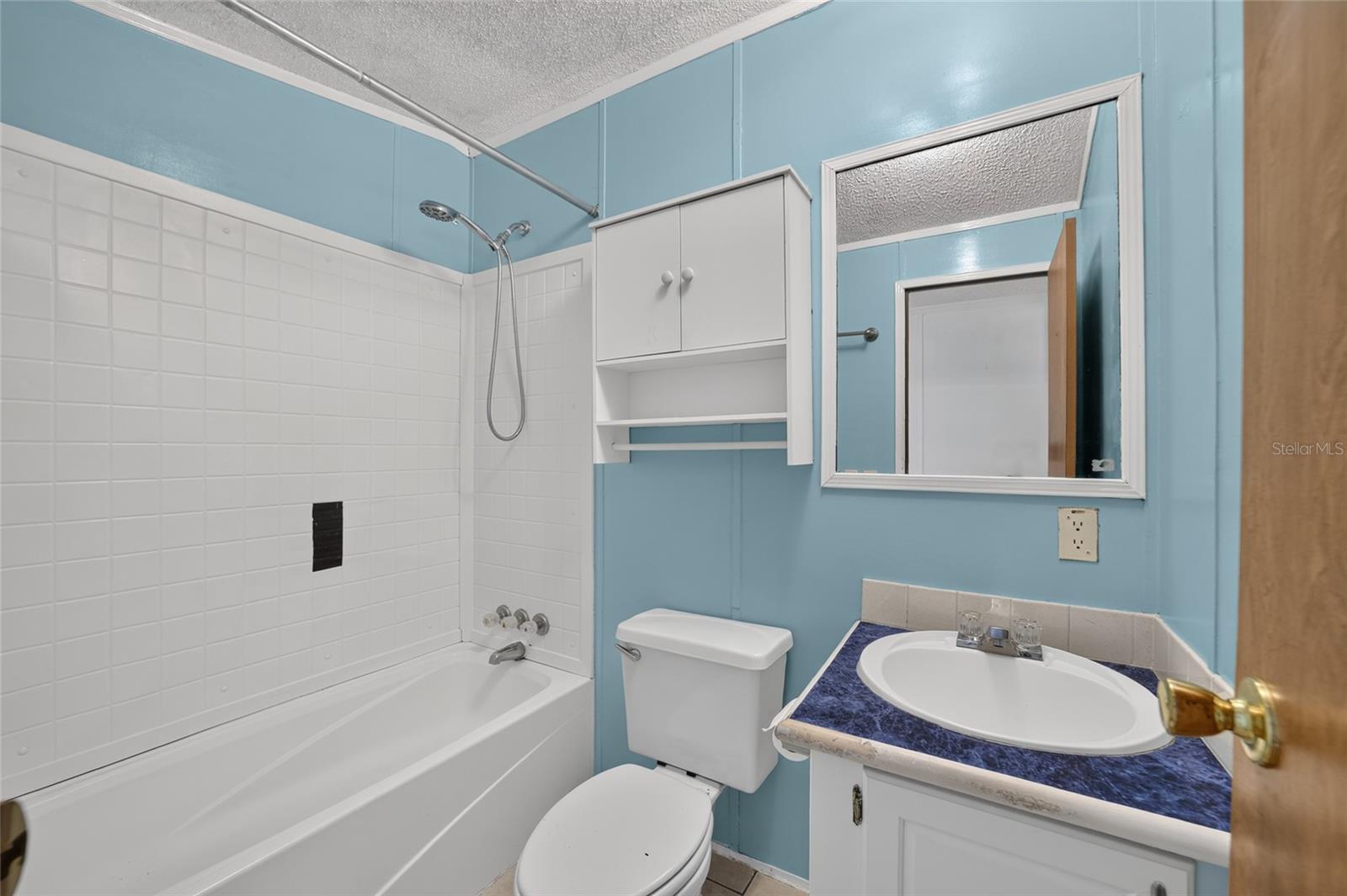 BELLEVIEW HILLS ESTATE - Residential