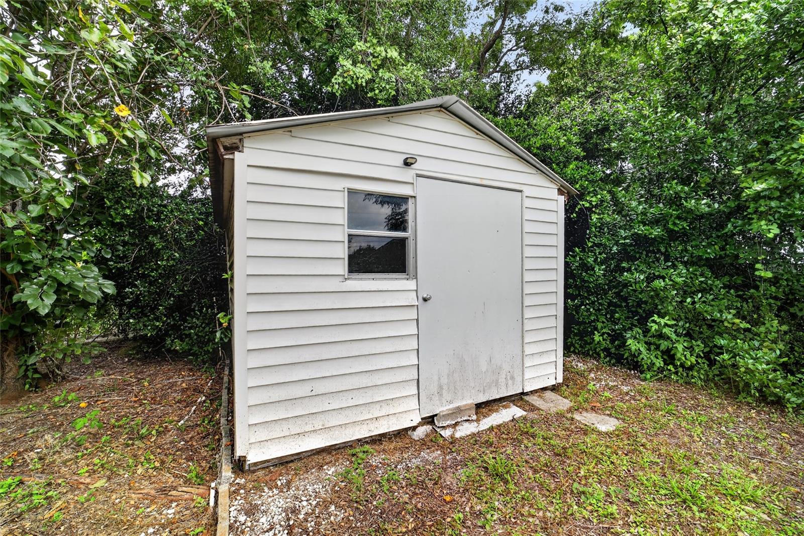 BELLEVIEW HILLS ESTATE - Residential