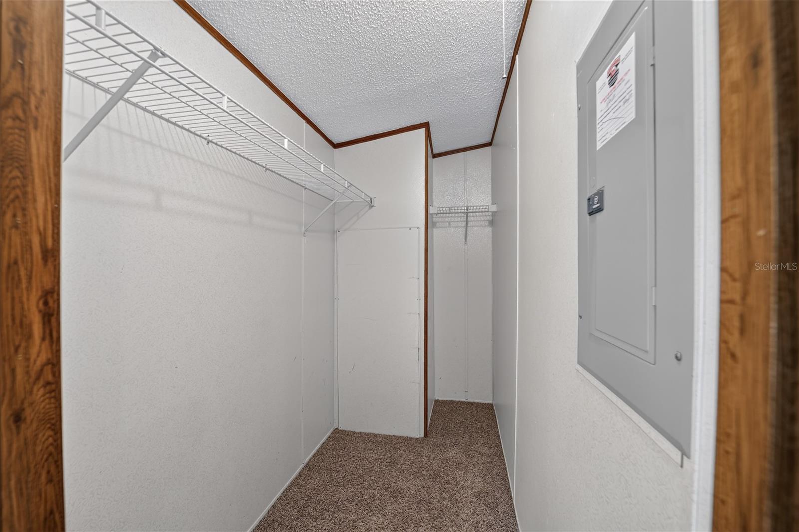 BELLEVIEW HILLS ESTATE - Residential