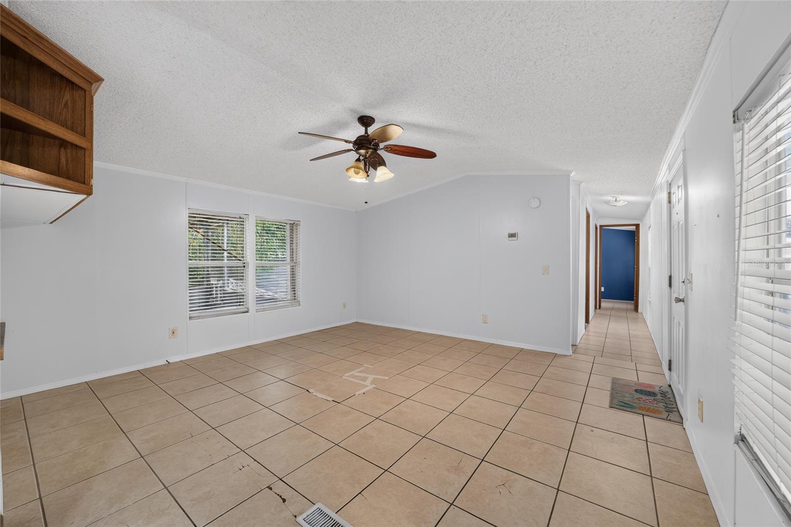 BELLEVIEW HILLS ESTATE - Residential