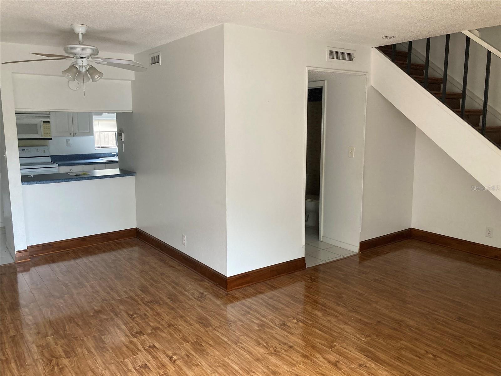 MEADOWOOD CONDOMINIUM VILLAGE THREE - Residential