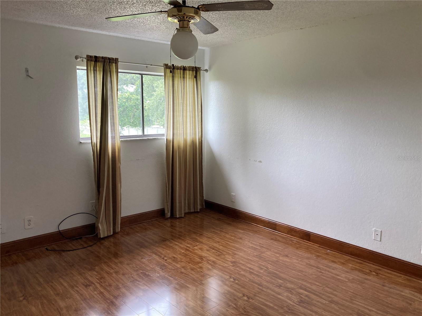 MEADOWOOD CONDOMINIUM VILLAGE THREE - Residential