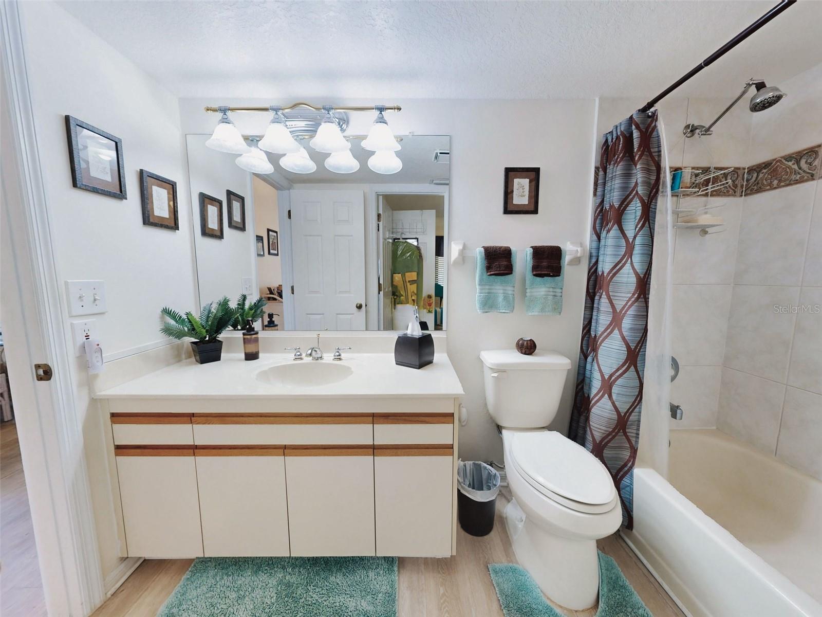 BOUCHELLE ISLAND CONDO - Residential