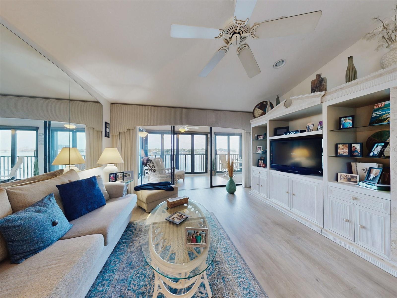 BOUCHELLE ISLAND CONDO - Residential