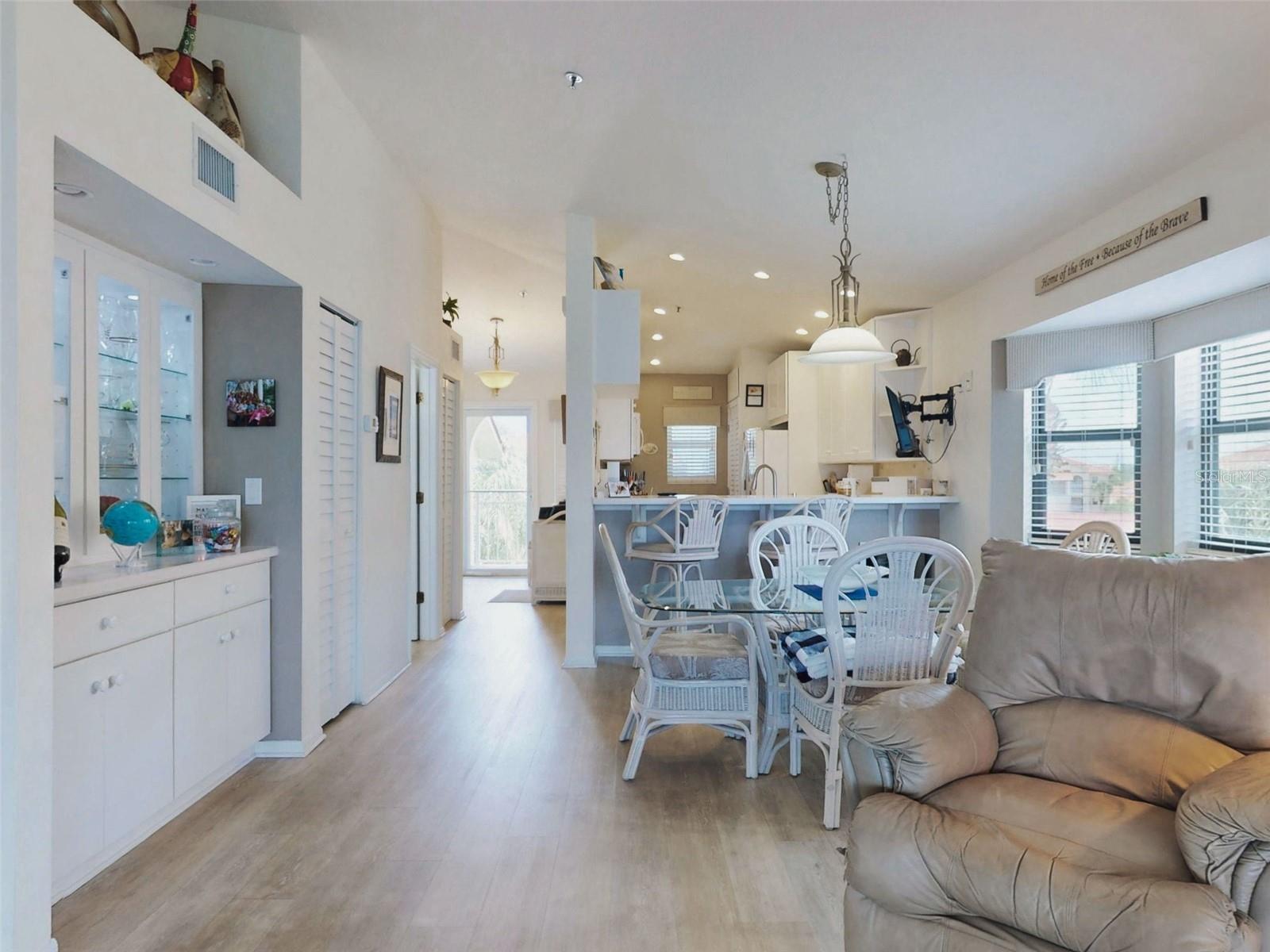 BOUCHELLE ISLAND CONDO - Residential