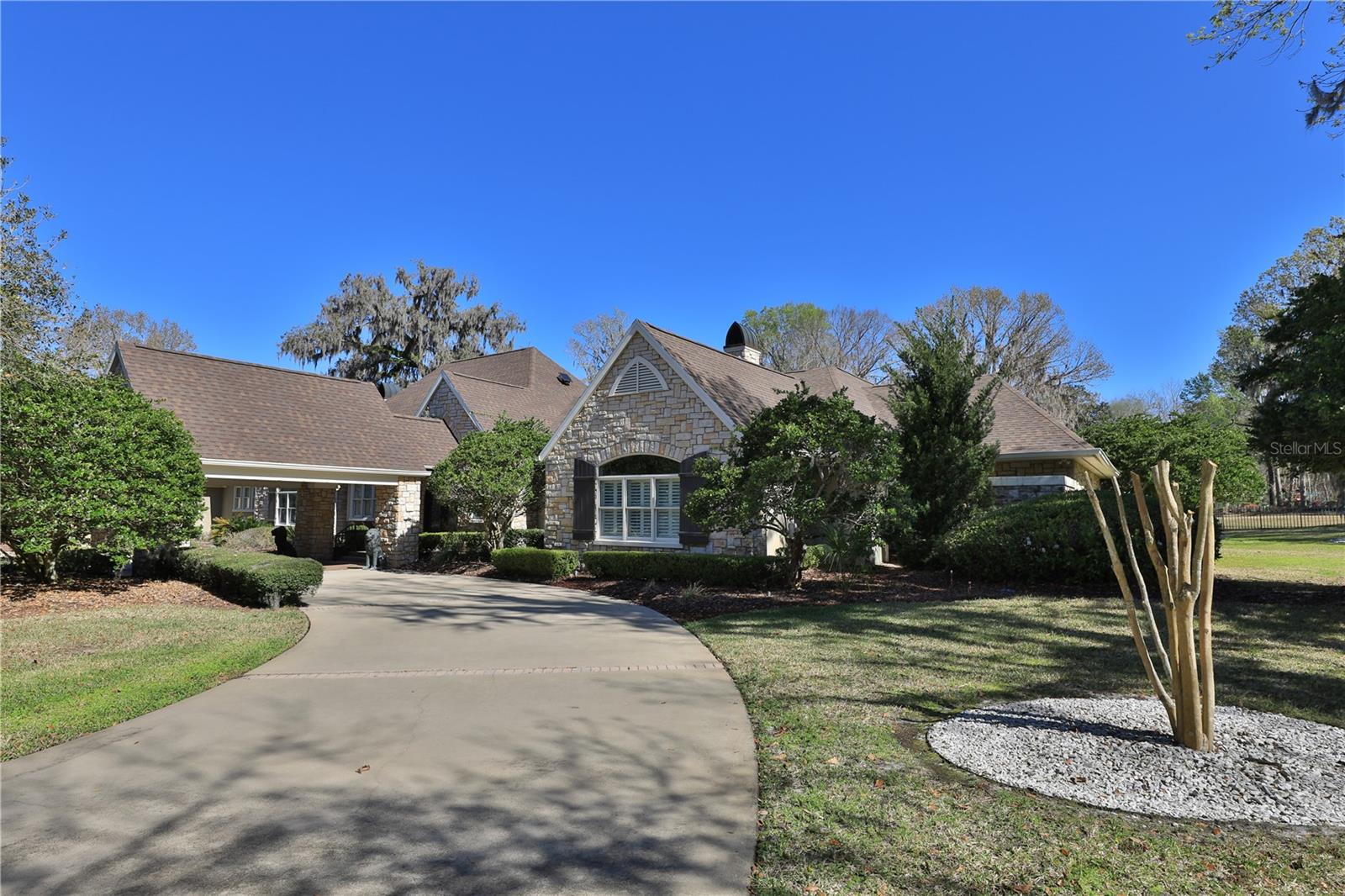 COUNTRY CLUB/OCALA UN 02 - Residential