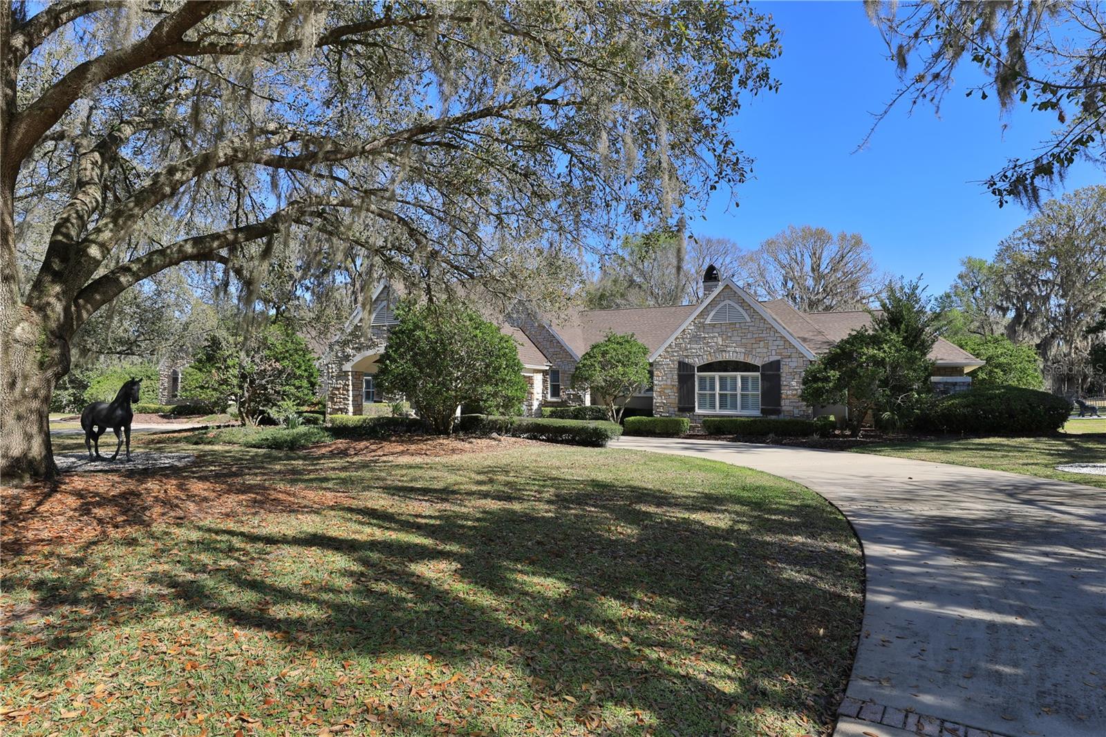 COUNTRY CLUB/OCALA UN 02 - Residential