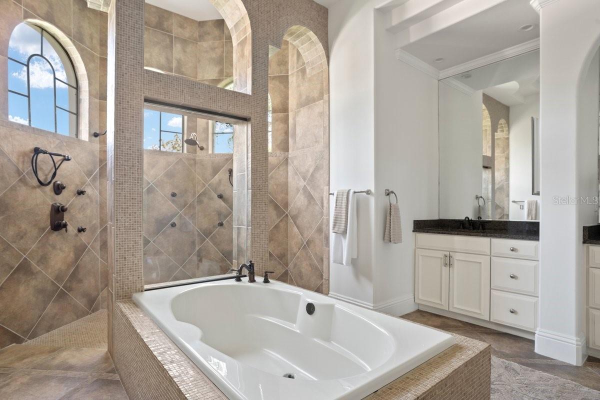 PLANTATION BAY SEC 1D-5 UNIT 3B - Residential