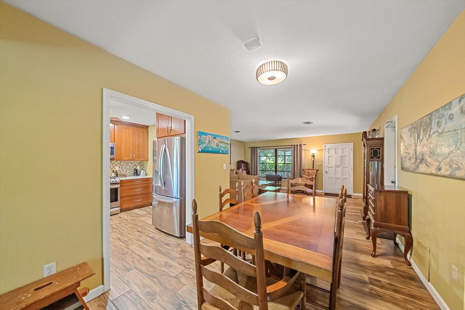 SOUTH GATE - Residential