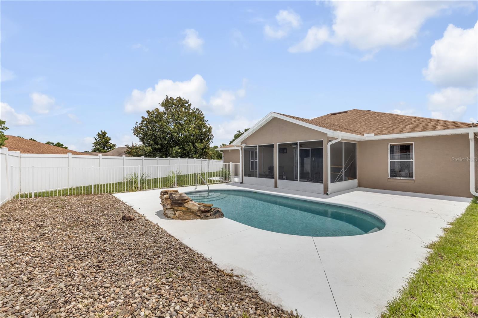 SAXON RIDGE PH 01 - Residential