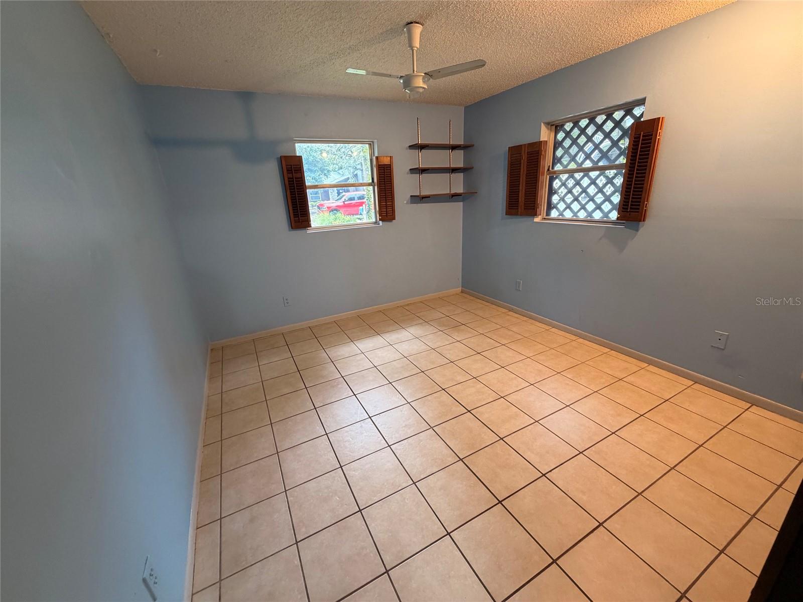 GULF BREEZE ESTATES - Residential
