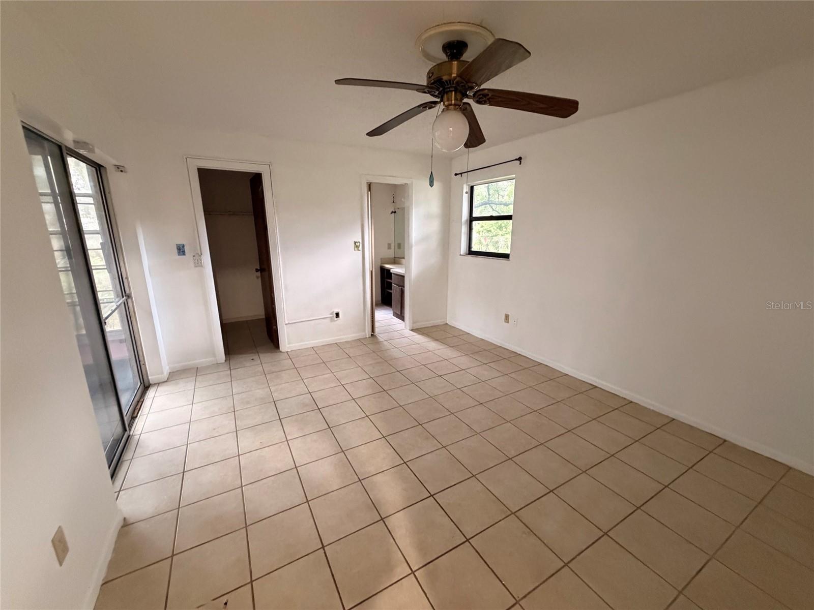 GULF BREEZE ESTATES - Residential