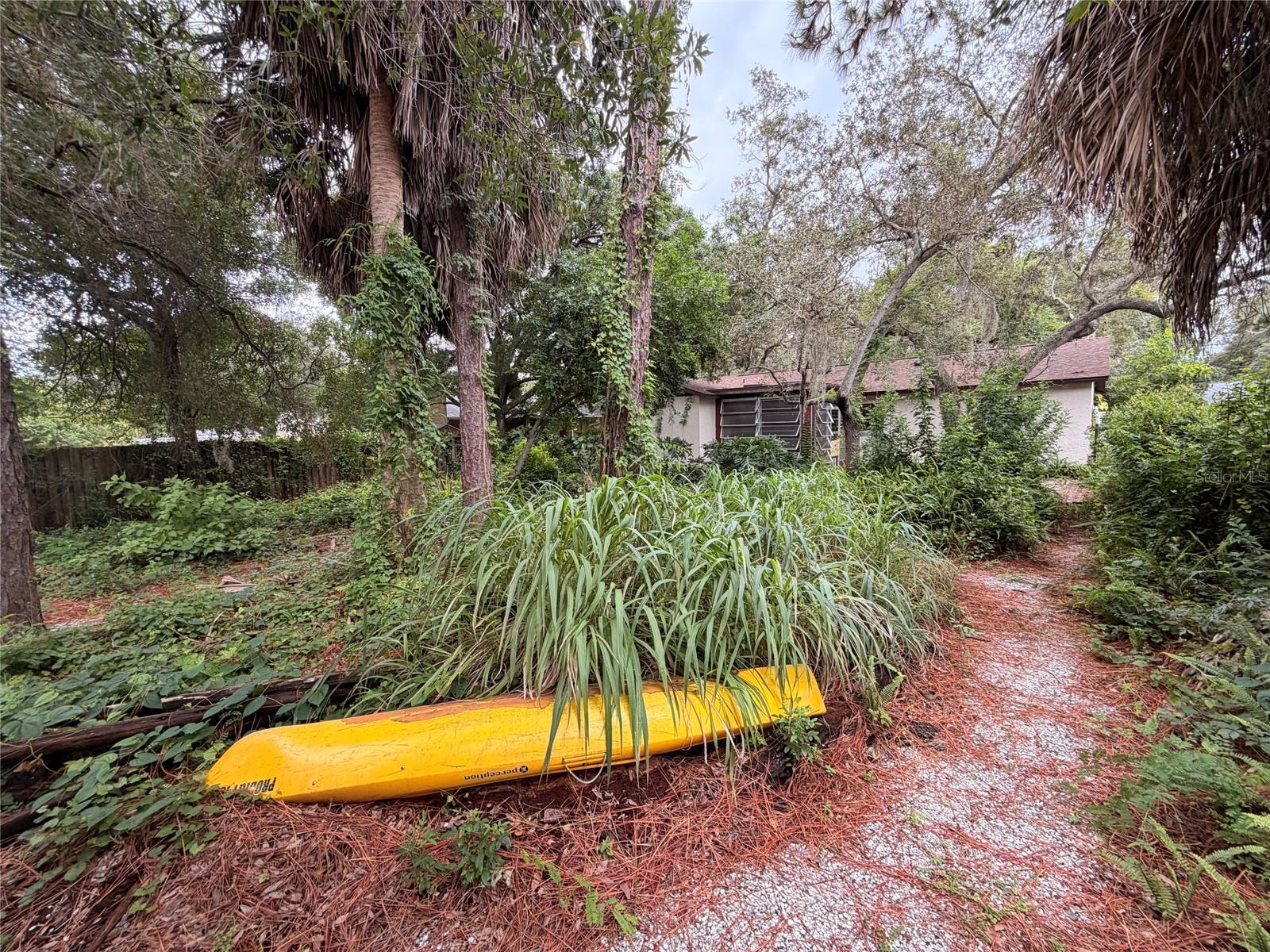 GULF BREEZE ESTATES - Residential