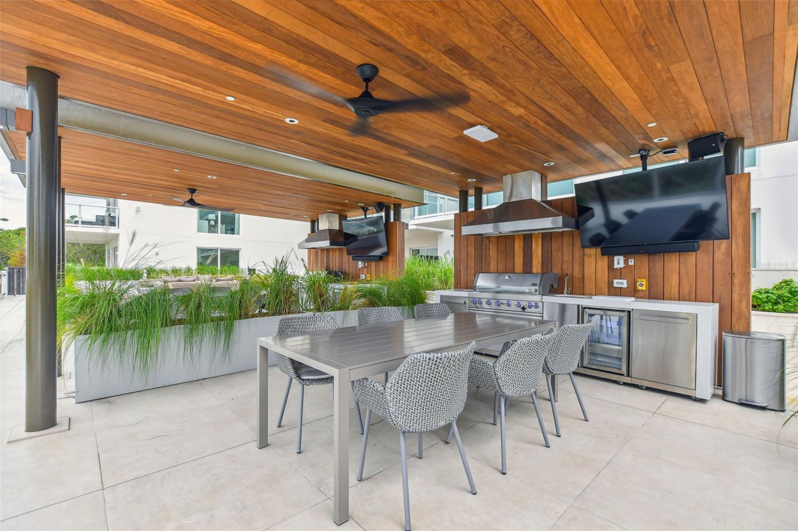 SERENA BY THE SEA CONDO - Residential