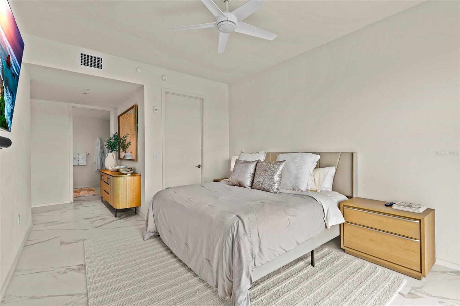 SERENA BY THE SEA CONDO - Residential