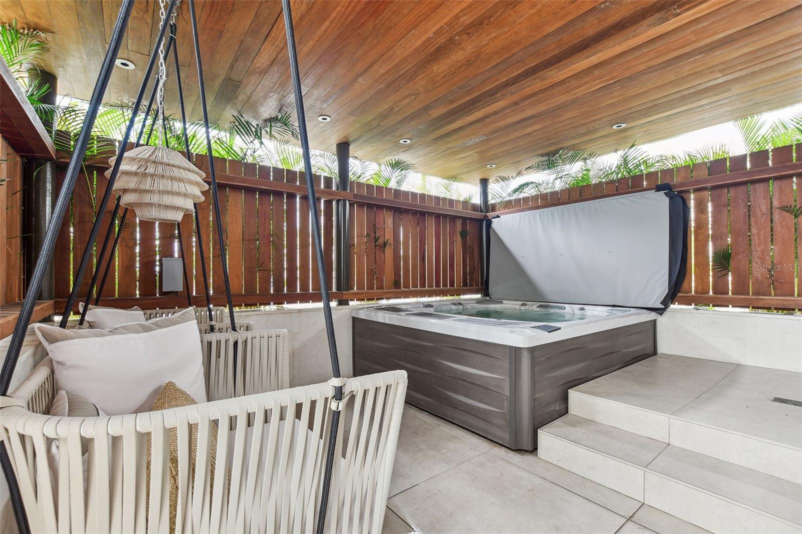 SERENA BY THE SEA CONDO - Residential