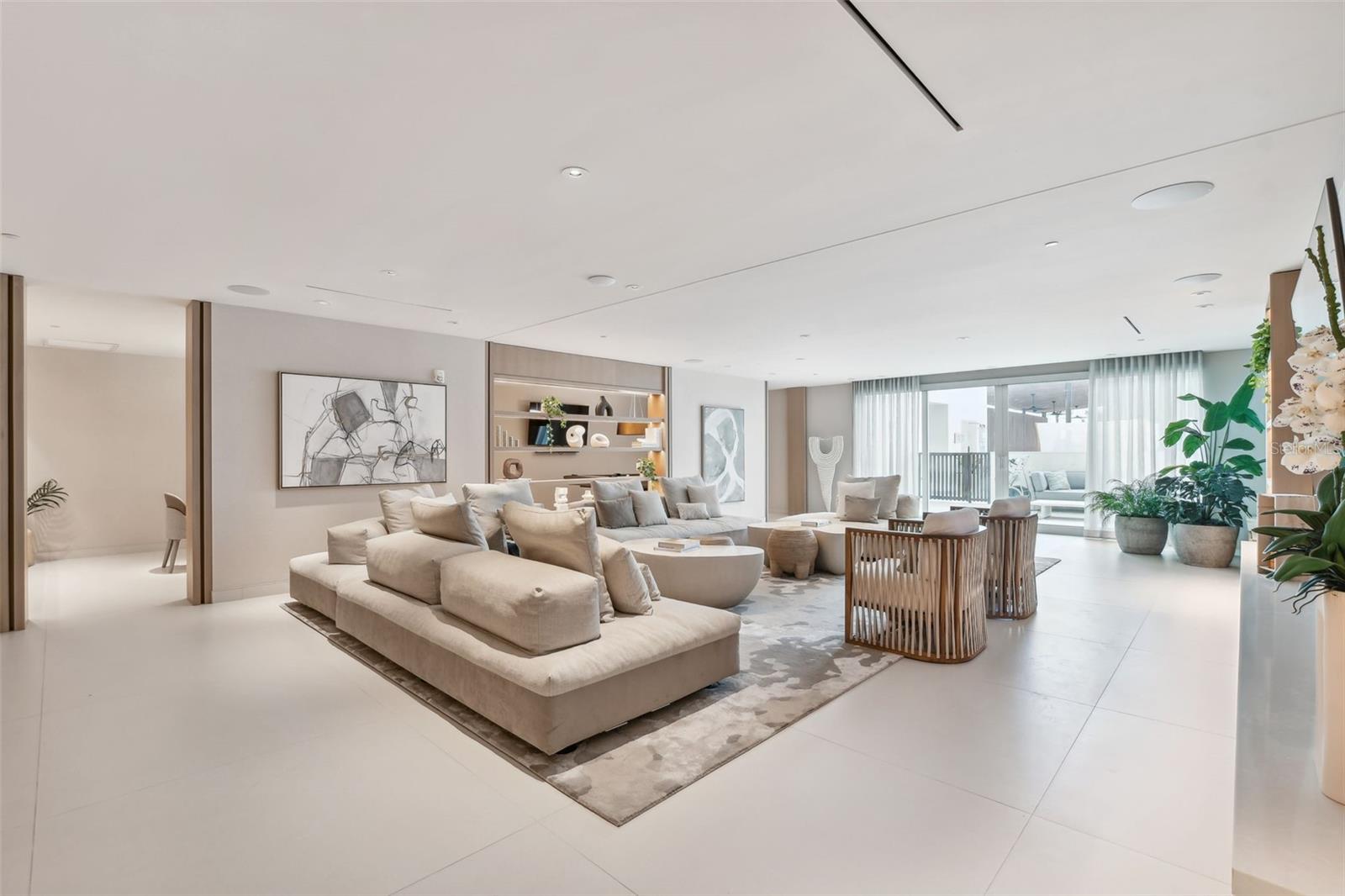SERENA BY THE SEA CONDO - Residential