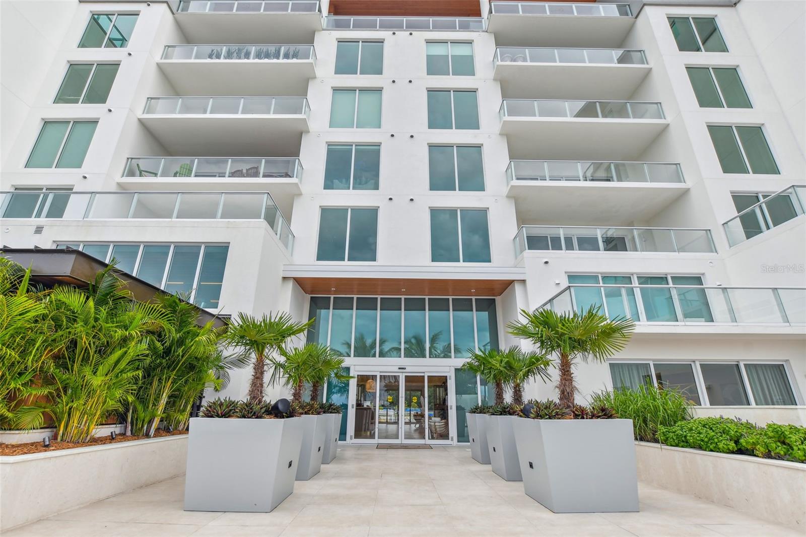 SERENA BY THE SEA CONDO - Residential
