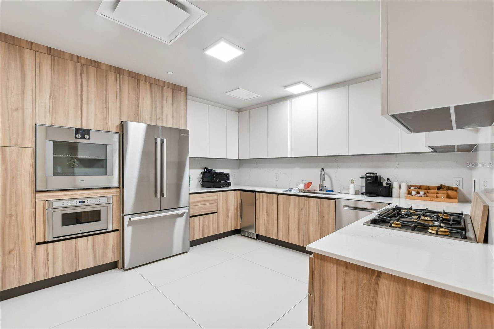 SERENA BY THE SEA CONDO - Residential