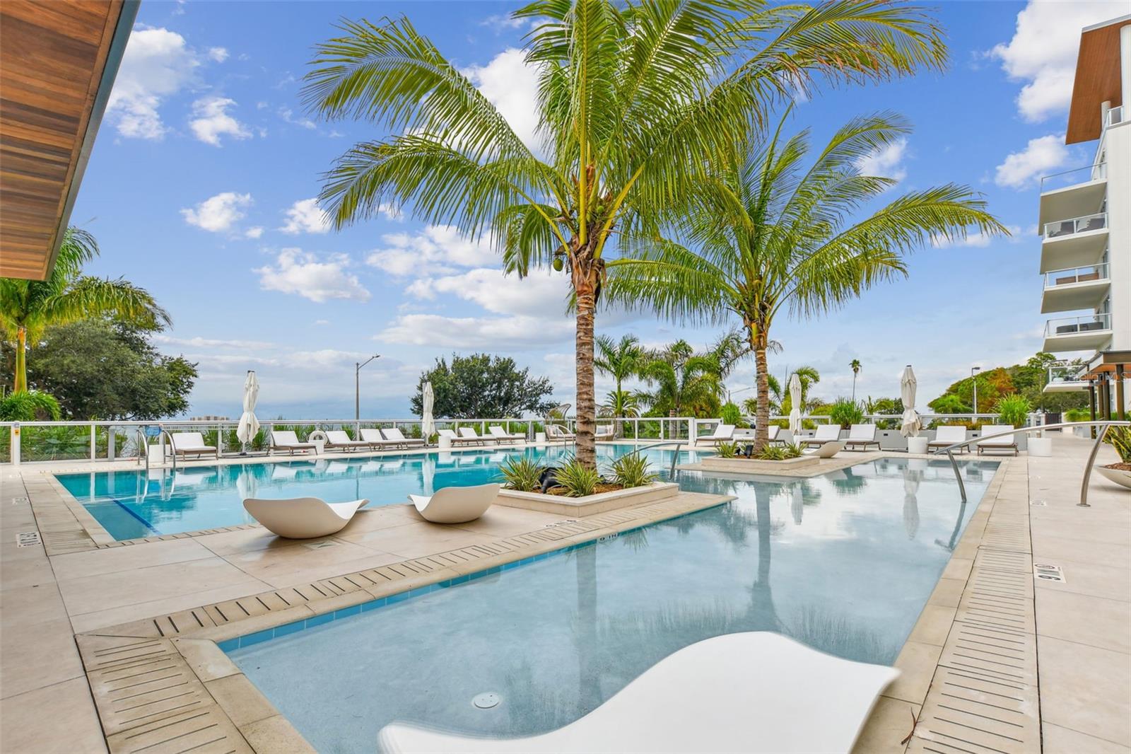 SERENA BY THE SEA CONDO - Residential