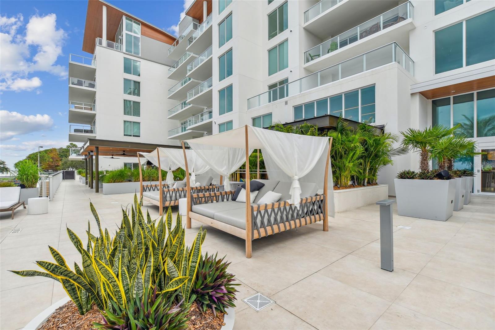 SERENA BY THE SEA CONDO - Residential
