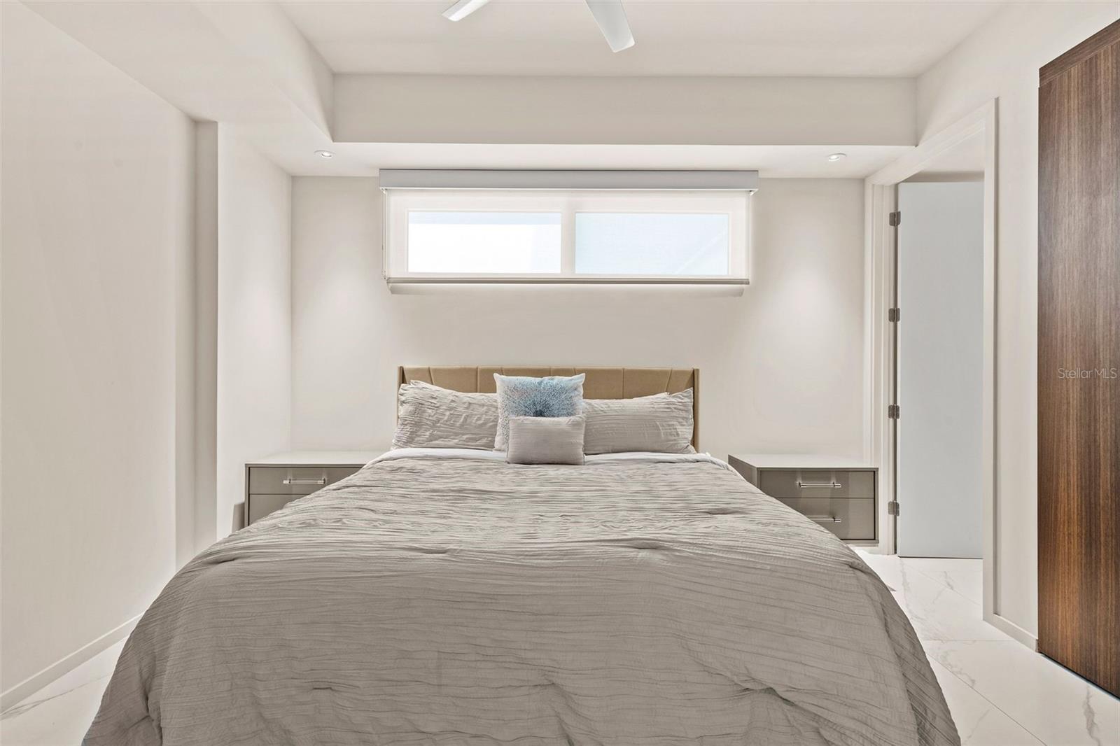 SERENA BY THE SEA CONDO - Residential