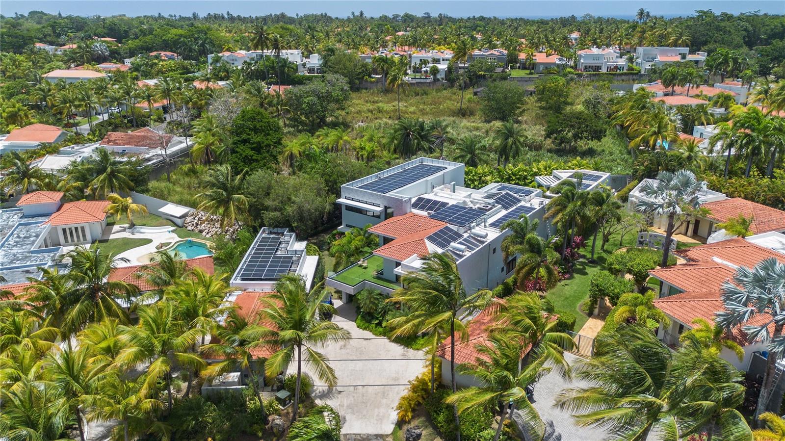 DORADO BEACH EAST - Residential