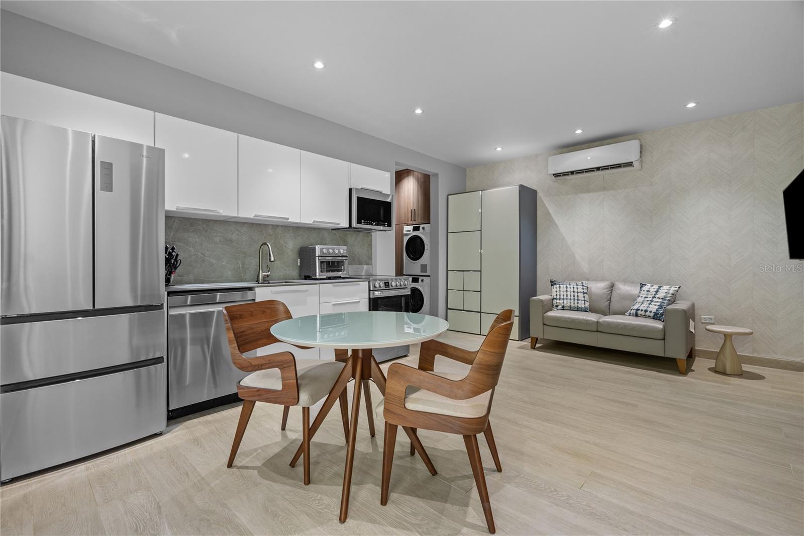 DORADO BEACH EAST - Residential
