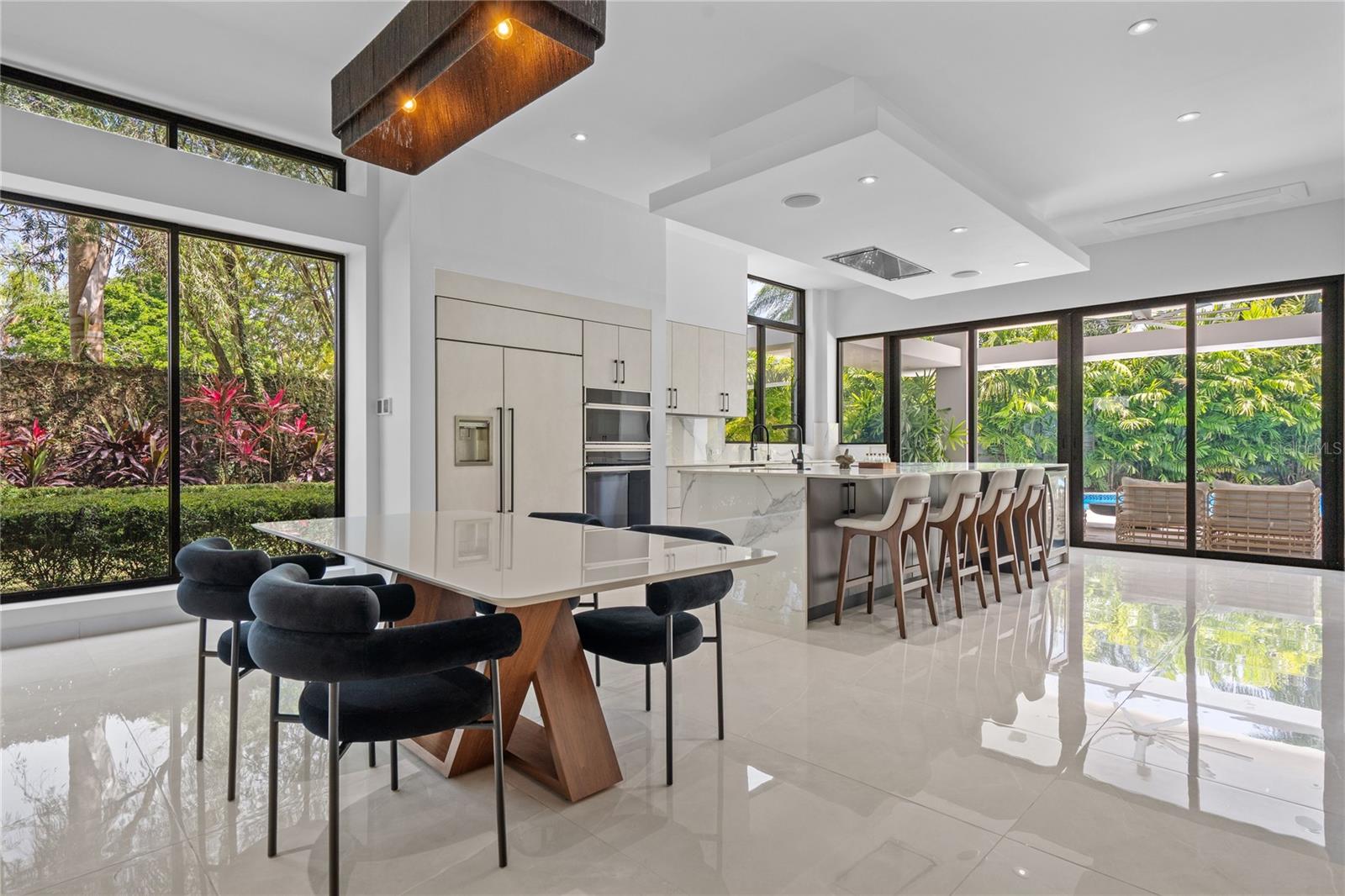 DORADO BEACH EAST - Residential