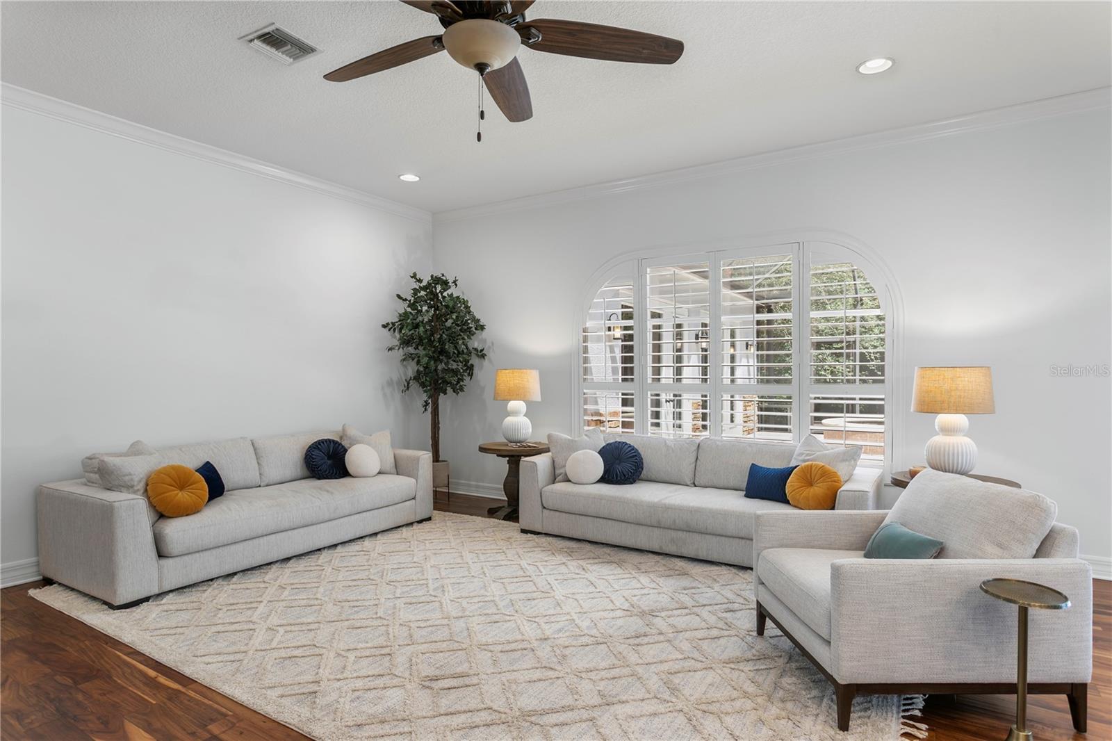 DEER CREEK - Residential