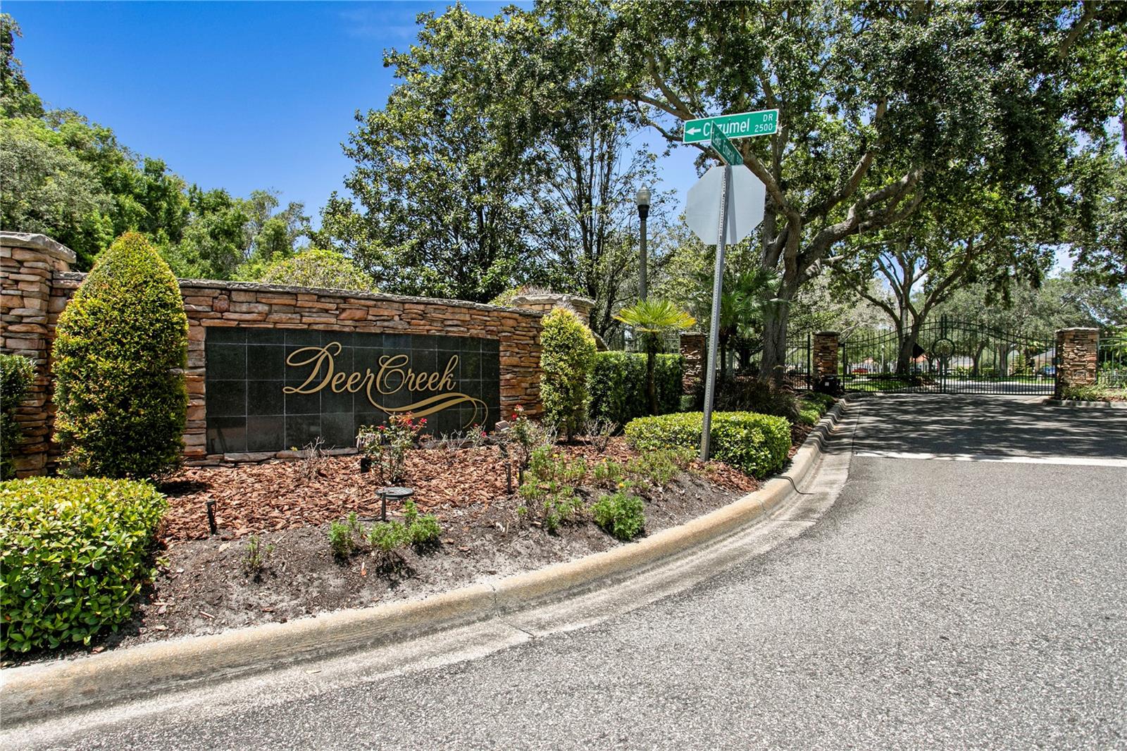 DEER CREEK - Residential