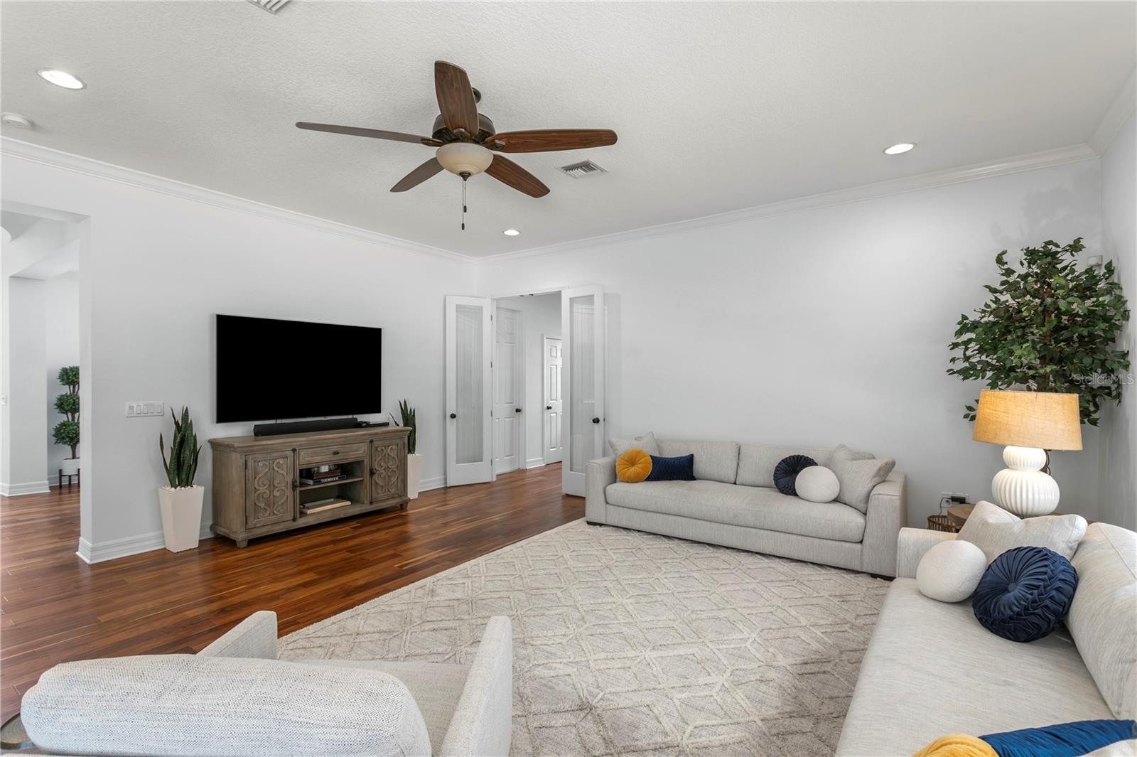 DEER CREEK - Residential