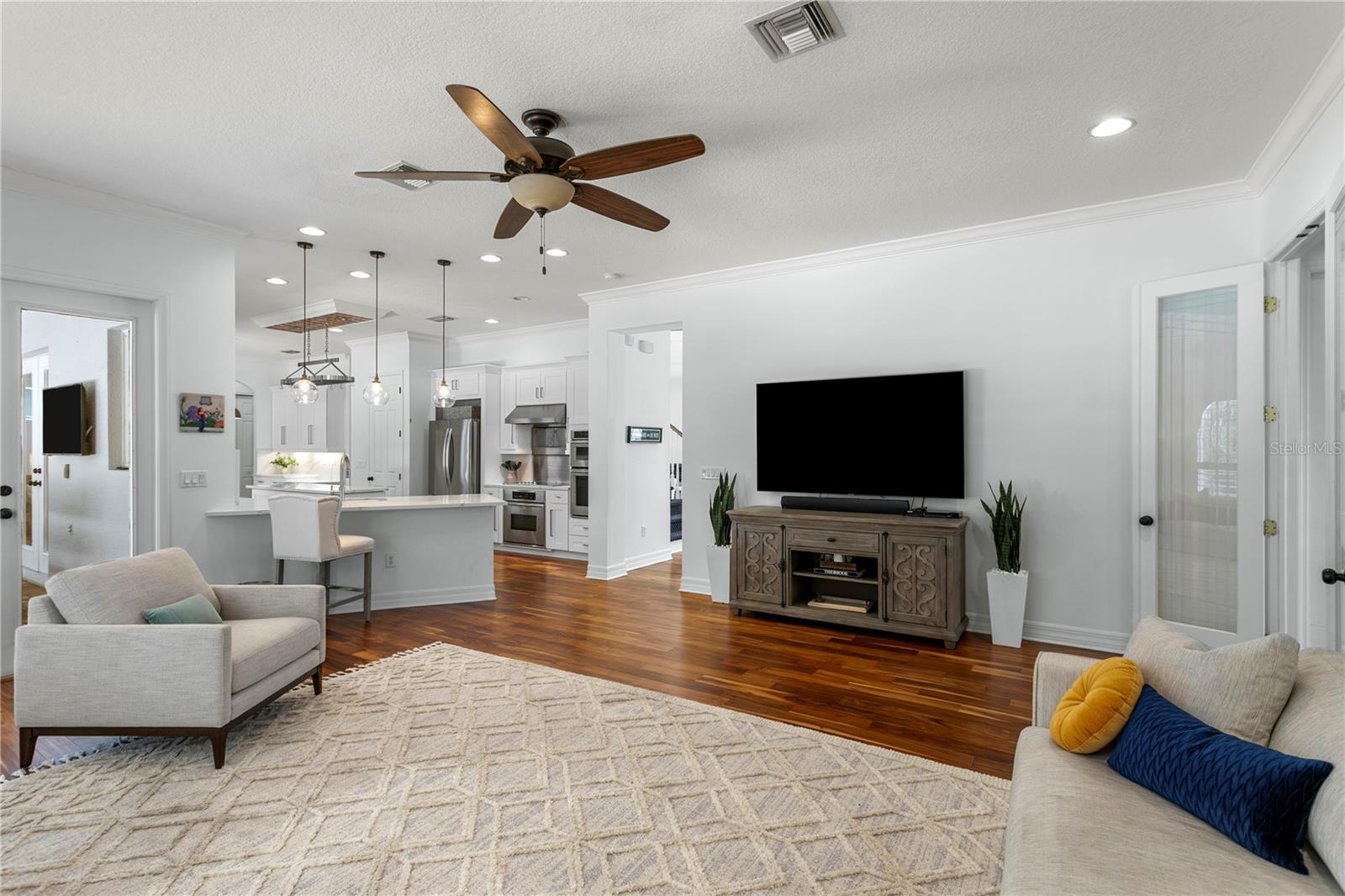 DEER CREEK - Residential