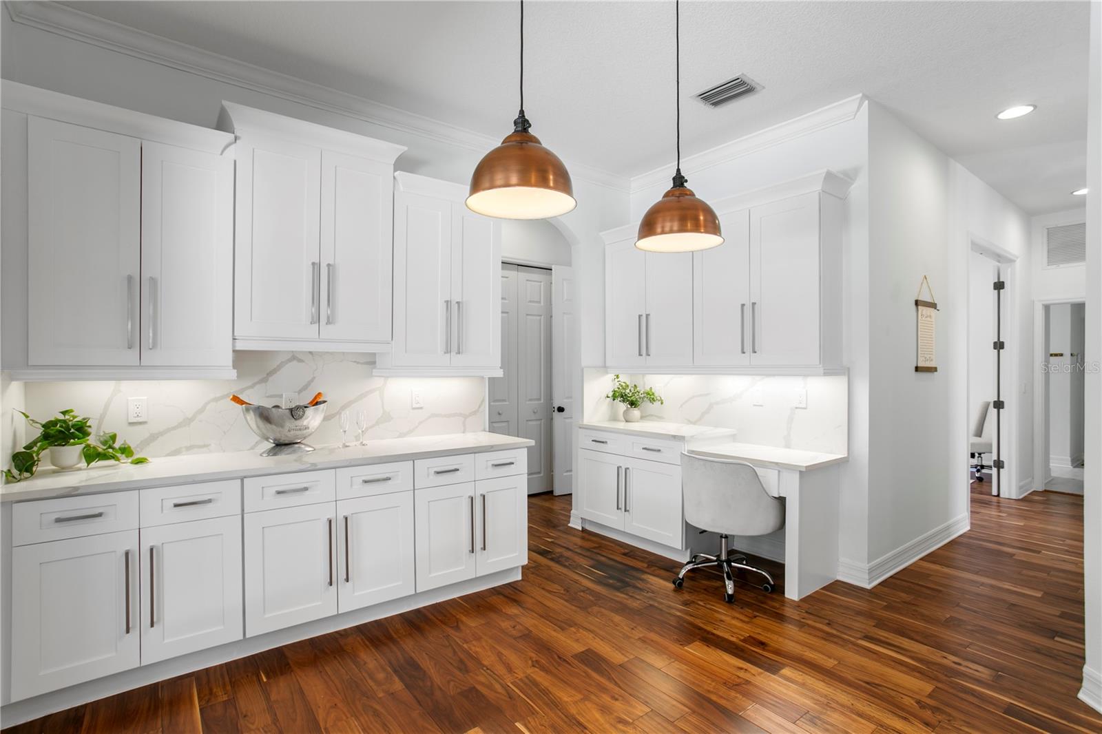 DEER CREEK - Residential