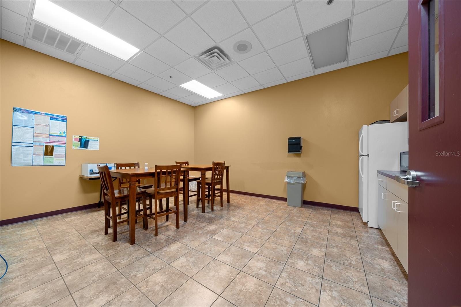 LEESBURG BLANMAY - Commercial Sale