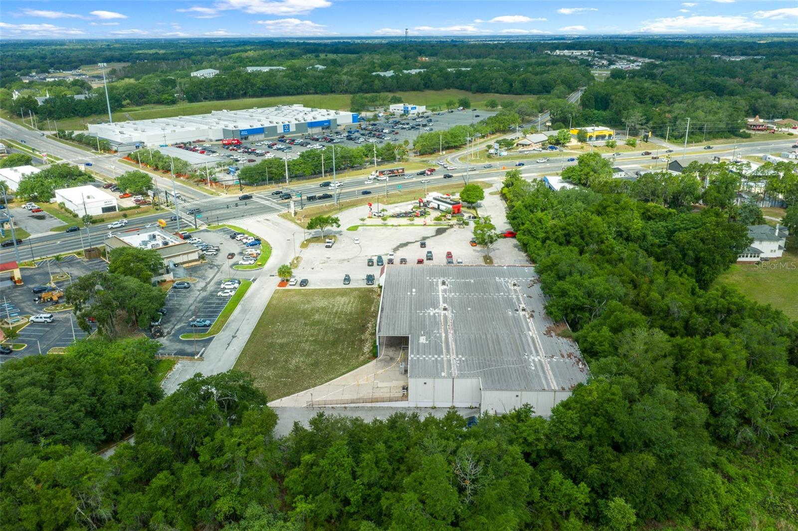 LEESBURG BLANMAY - Commercial Sale