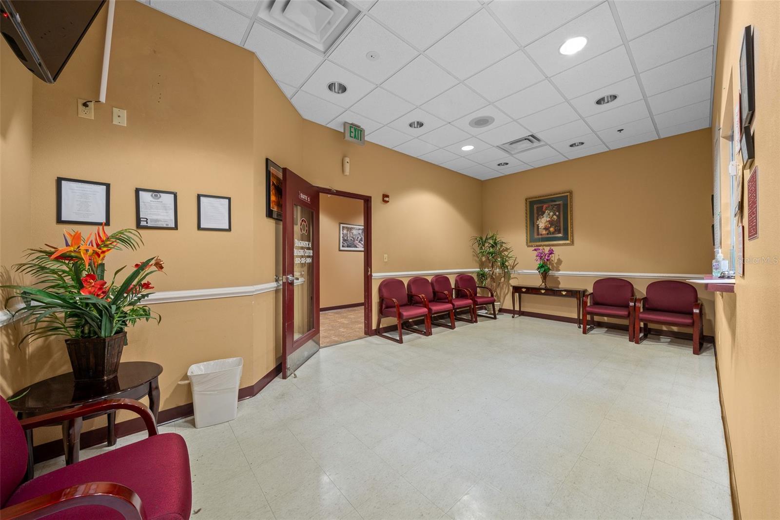 LEESBURG BLANMAY - Commercial Sale
