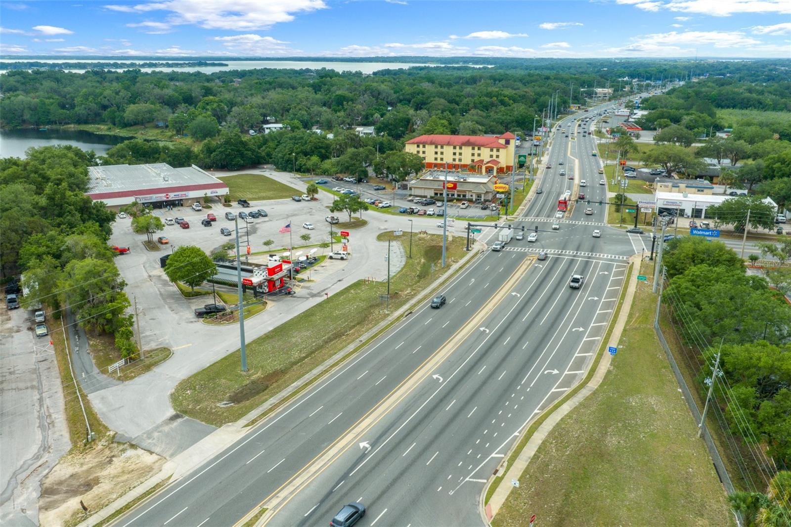 LEESBURG BLANMAY - Commercial Sale