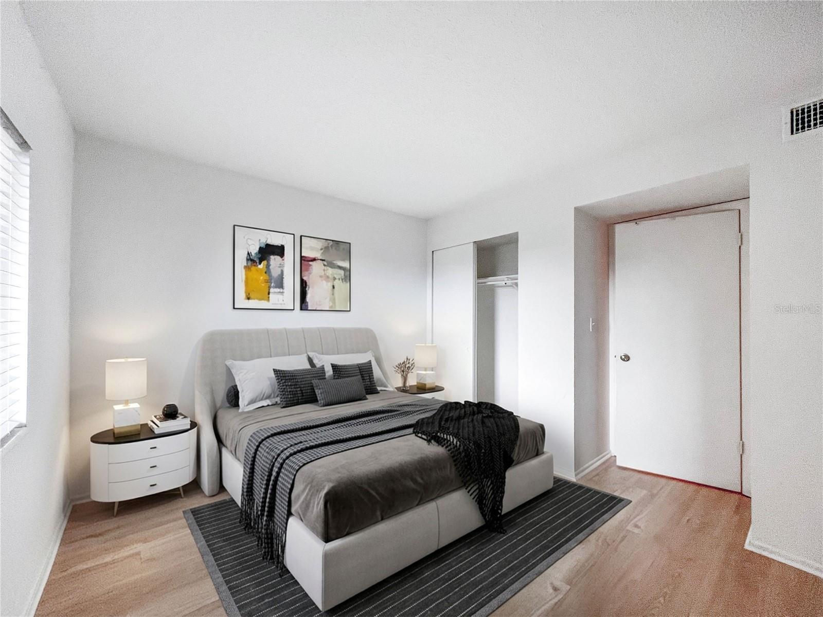 BAYSHORE ON THE LAKE APTS SEC 1 - Residential
