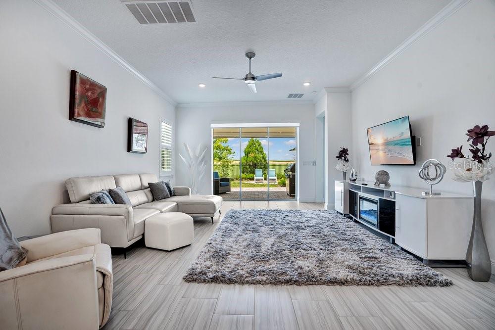 BELLA COLLINA WEST SUB - Residential