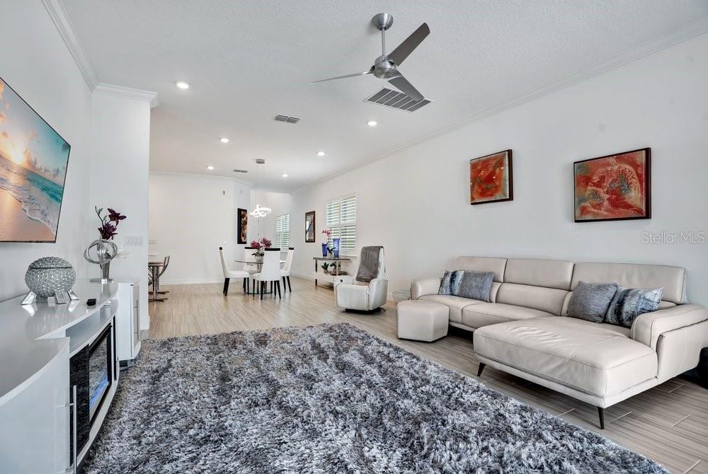 BELLA COLLINA WEST SUB - Residential