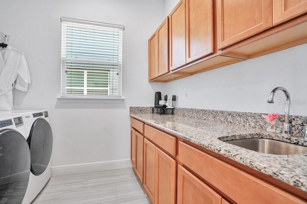 BELLA COLLINA WEST SUB - Residential