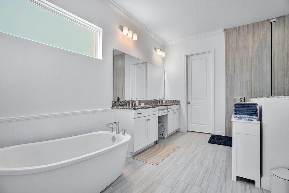 BELLA COLLINA WEST SUB - Residential