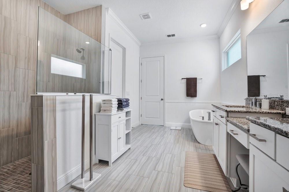 BELLA COLLINA WEST SUB - Residential