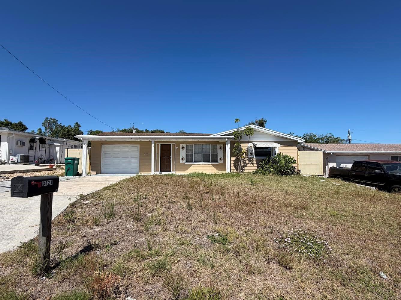 BEACON SQUARE - Residential Lease