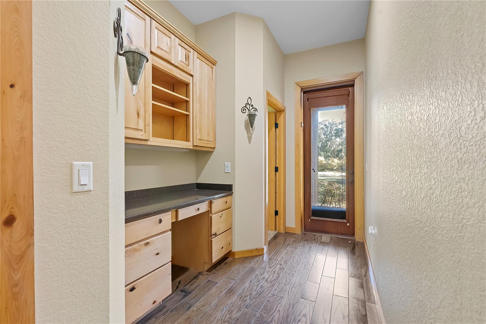 METES AND BOUNDS - Residential